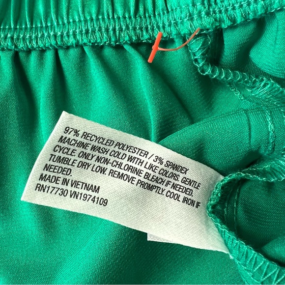 •new• COLSIE Satin Lounge Pants - Picture 5 of 6